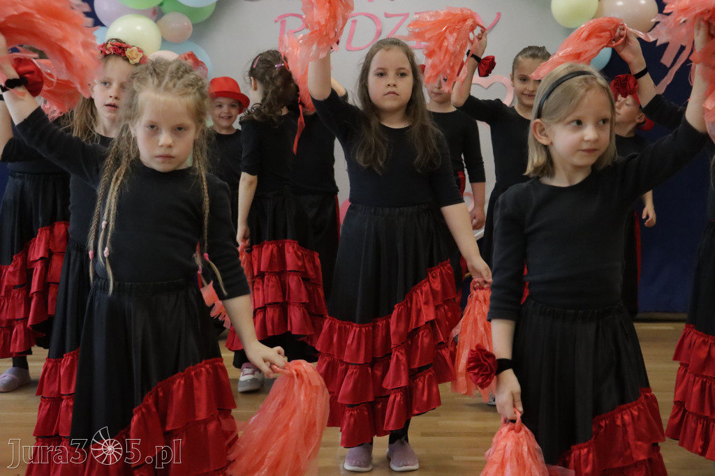 Fotorelacja II: Festyn Rodzinny w Przedszkolu Integracyjnym nr 3 w Zawierciu