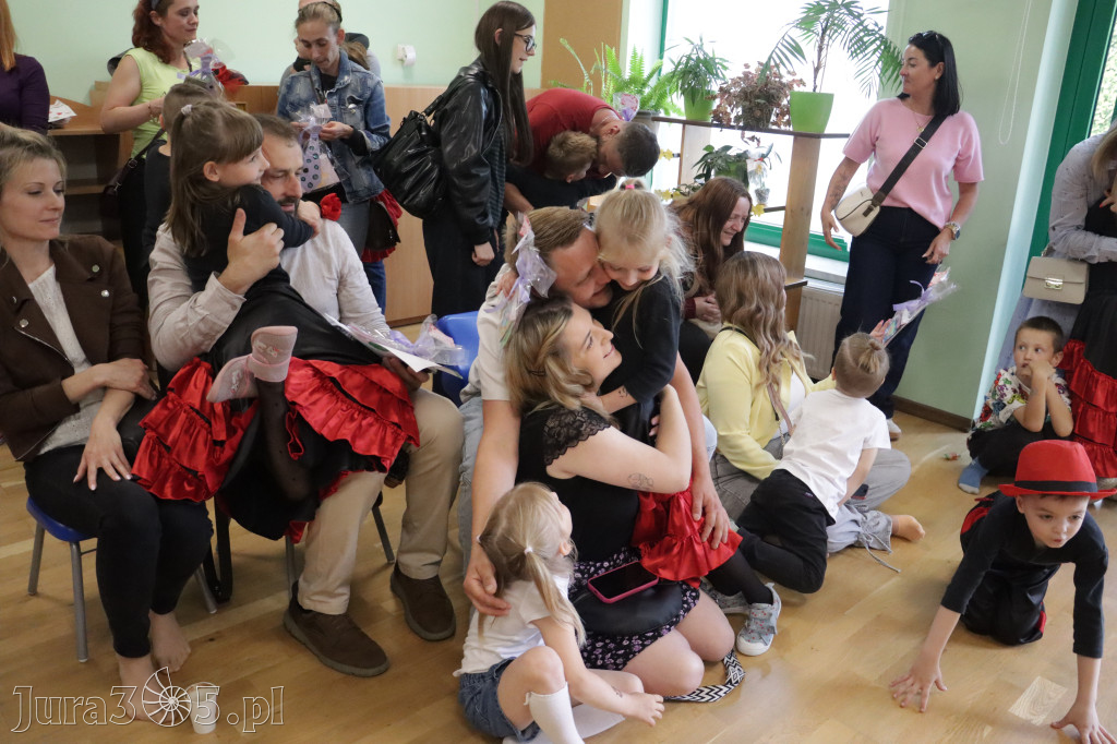 Fotorelacja II: Festyn Rodzinny w Przedszkolu Integracyjnym nr 3 w Zawierciu