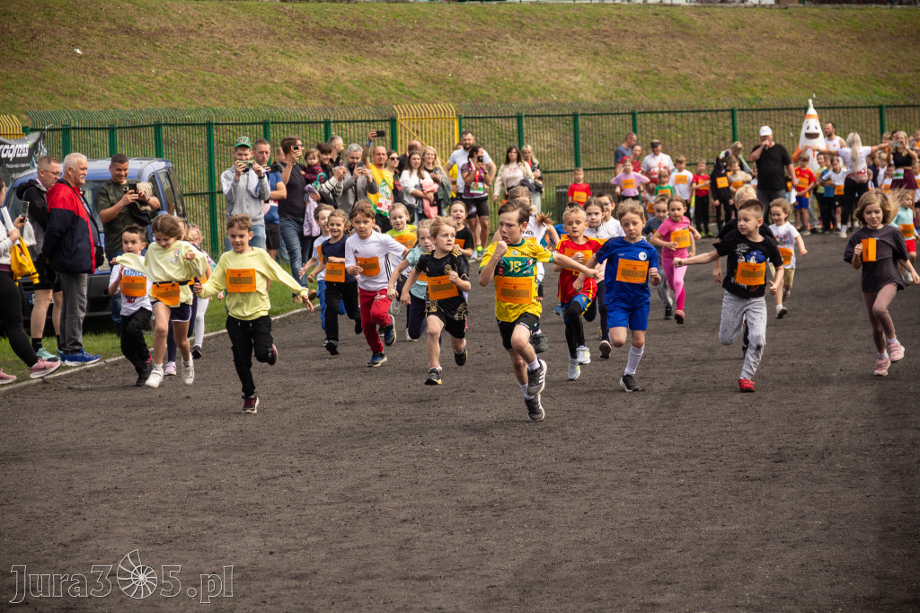 Fotorelacja I: Promar Run 4 Bieg Zawierciański  Foto. Wojtek Standerski