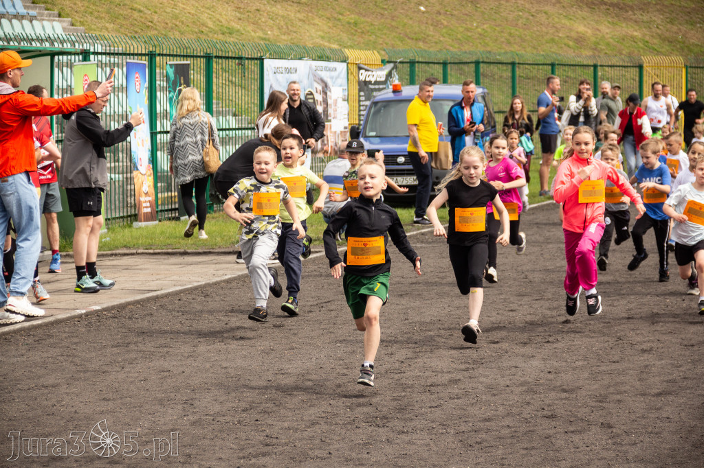 Fotorelacja I: Promar Run 4 Bieg Zawierciański  Foto. Wojtek Standerski