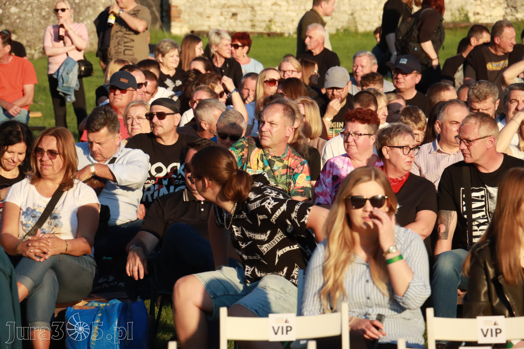 Fotorelacja I: KONCERT ROCKOWO SYMFONICZNY - Zamek Ogrodzieniec
