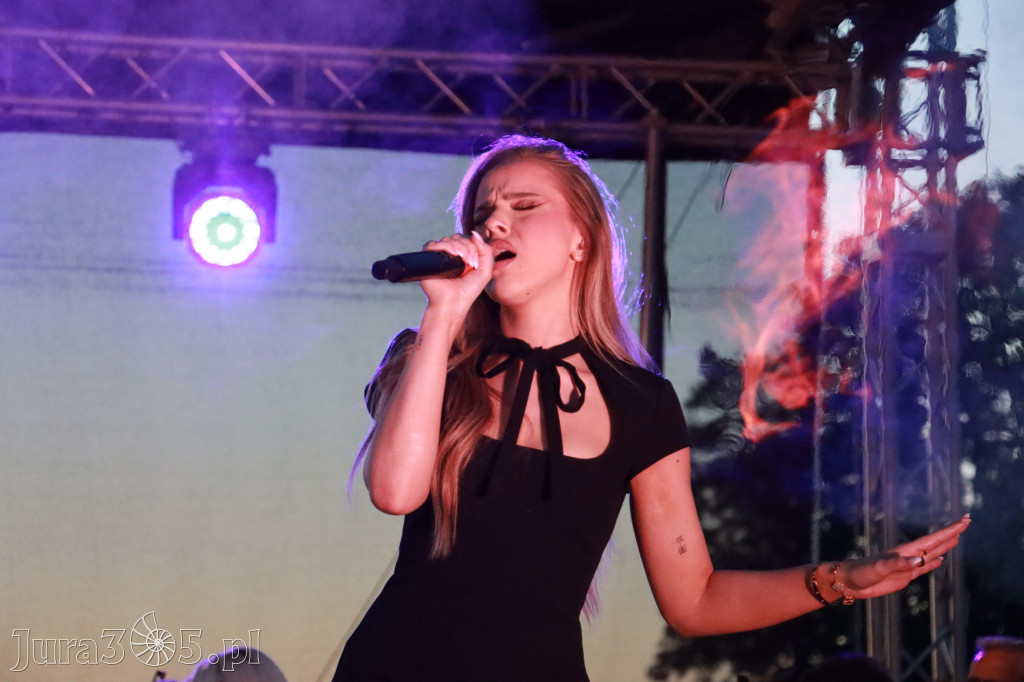 Fotorelacja I: KONCERT ROCKOWO SYMFONICZNY - Zamek Ogrodzieniec
