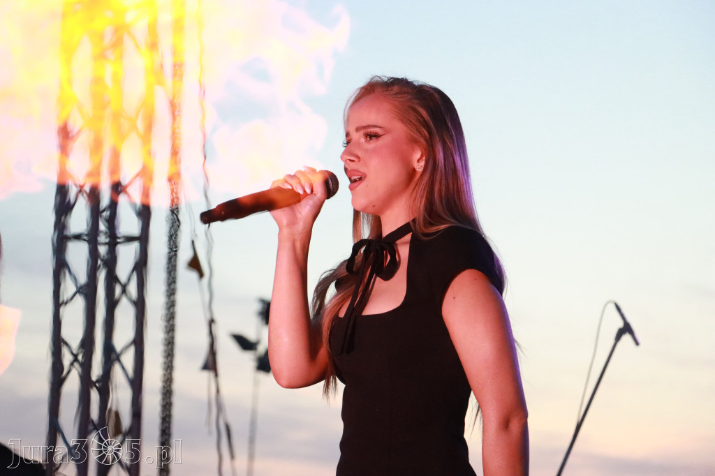 Fotorelacja I: KONCERT ROCKOWO SYMFONICZNY - Zamek Ogrodzieniec