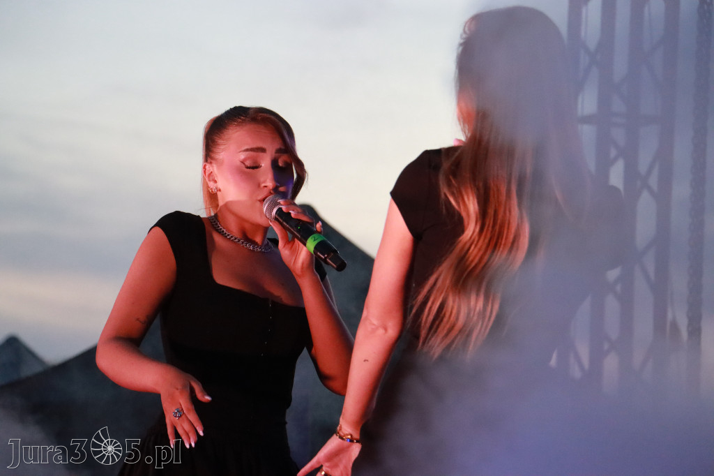Fotorelacja I: KONCERT ROCKOWO SYMFONICZNY - Zamek Ogrodzieniec