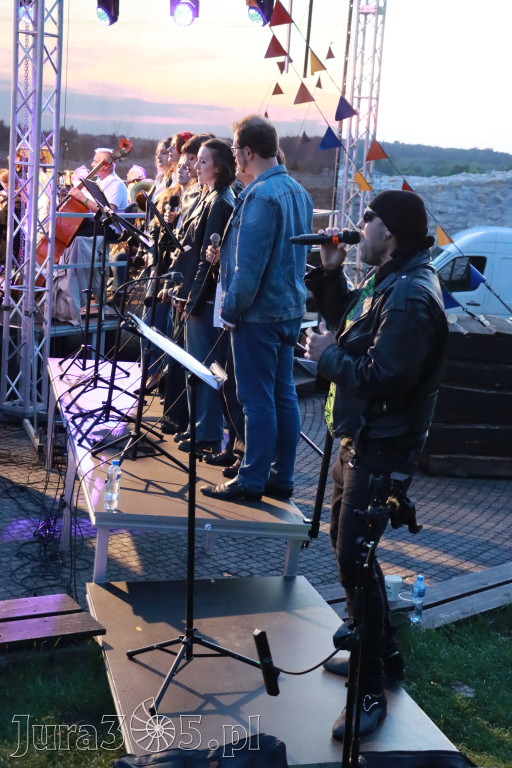 Fotorelacja I: KONCERT ROCKOWO SYMFONICZNY - Zamek Ogrodzieniec