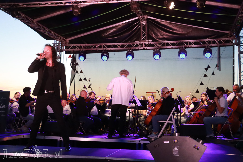Fotorelacja I: KONCERT ROCKOWO SYMFONICZNY - Zamek Ogrodzieniec