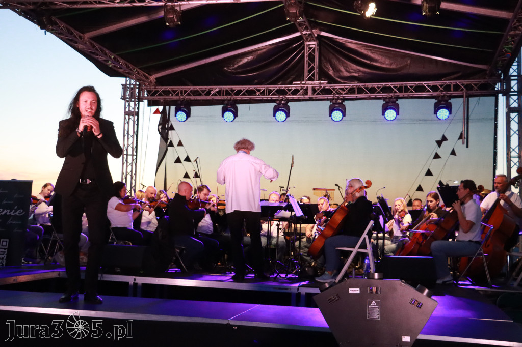 Fotorelacja I: KONCERT ROCKOWO SYMFONICZNY - Zamek Ogrodzieniec