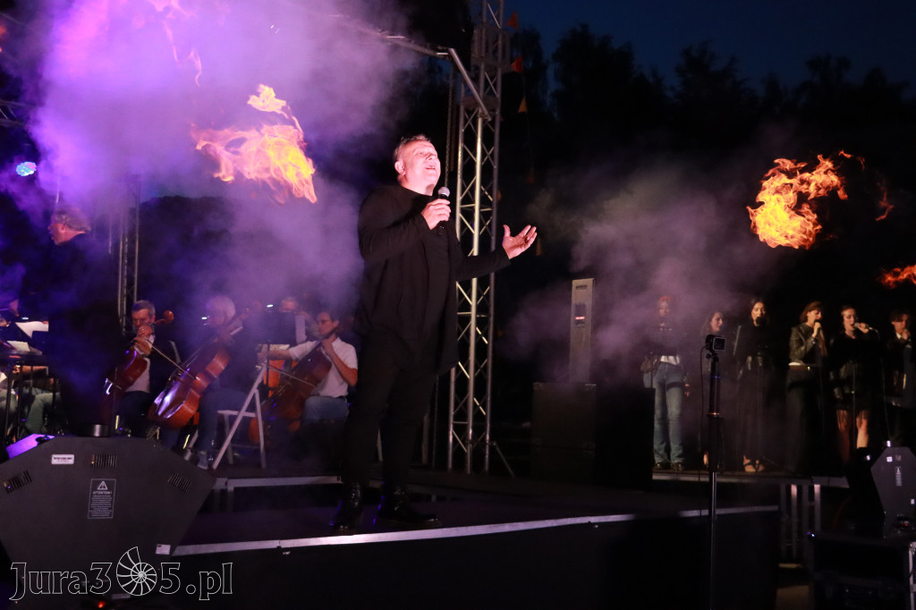 Fotorelacja II: KONCERT ROCKOWO SYMFONICZNY - Zamek Ogrodzieniec