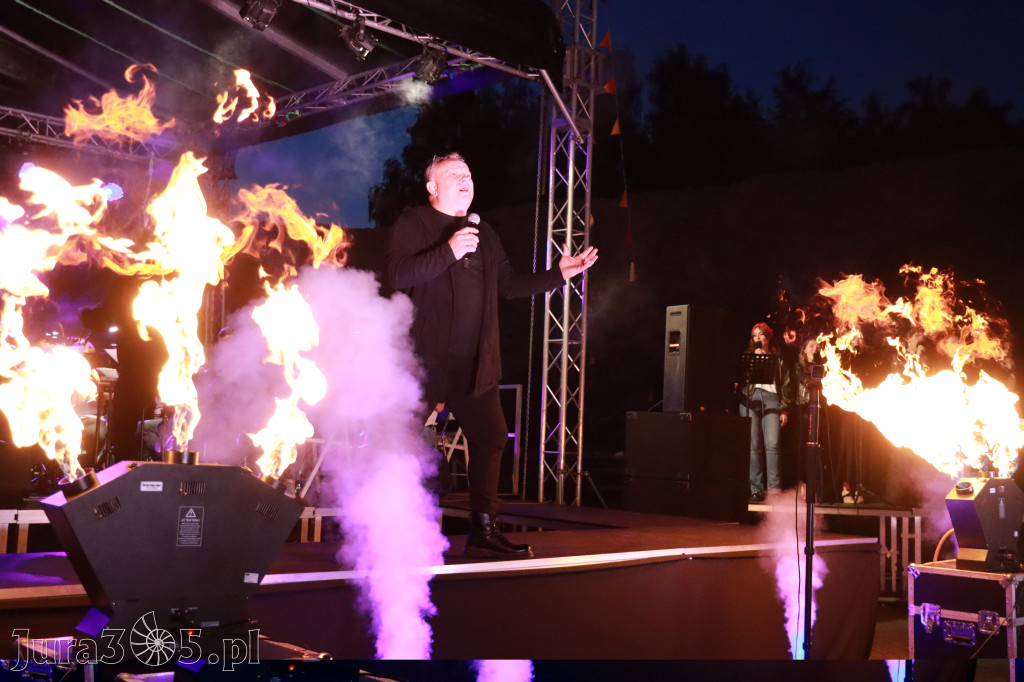 Fotorelacja II: KONCERT ROCKOWO SYMFONICZNY - Zamek Ogrodzieniec