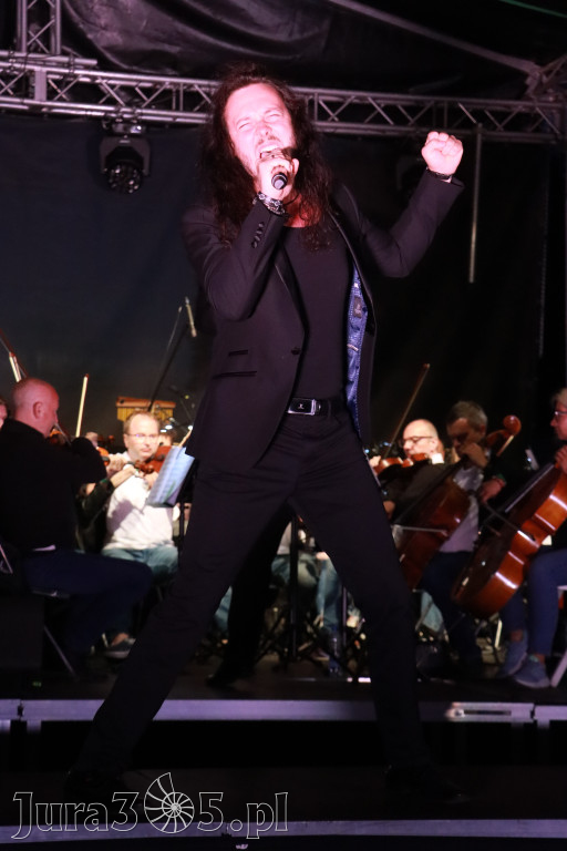 Fotorelacja II: KONCERT ROCKOWO SYMFONICZNY - Zamek Ogrodzieniec