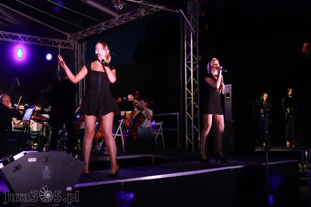 Fotorelacja II: KONCERT ROCKOWO SYMFONICZNY - Zamek Ogrodzieniec