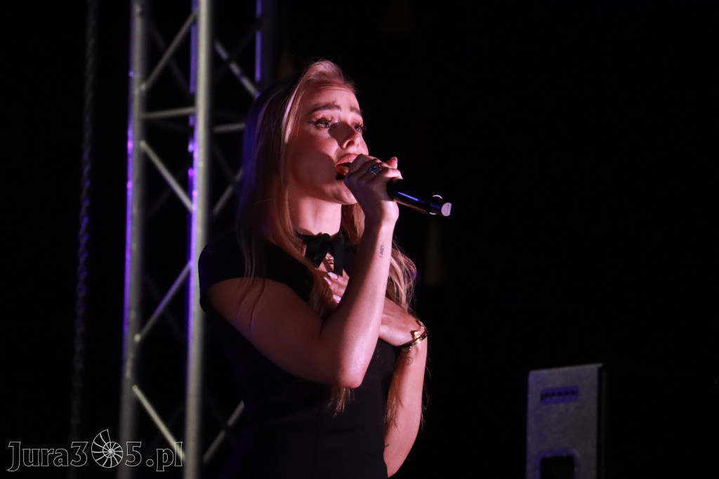 Fotorelacja II: KONCERT ROCKOWO SYMFONICZNY - Zamek Ogrodzieniec