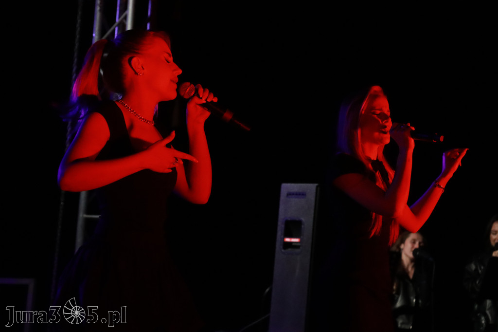 Fotorelacja II: KONCERT ROCKOWO SYMFONICZNY - Zamek Ogrodzieniec