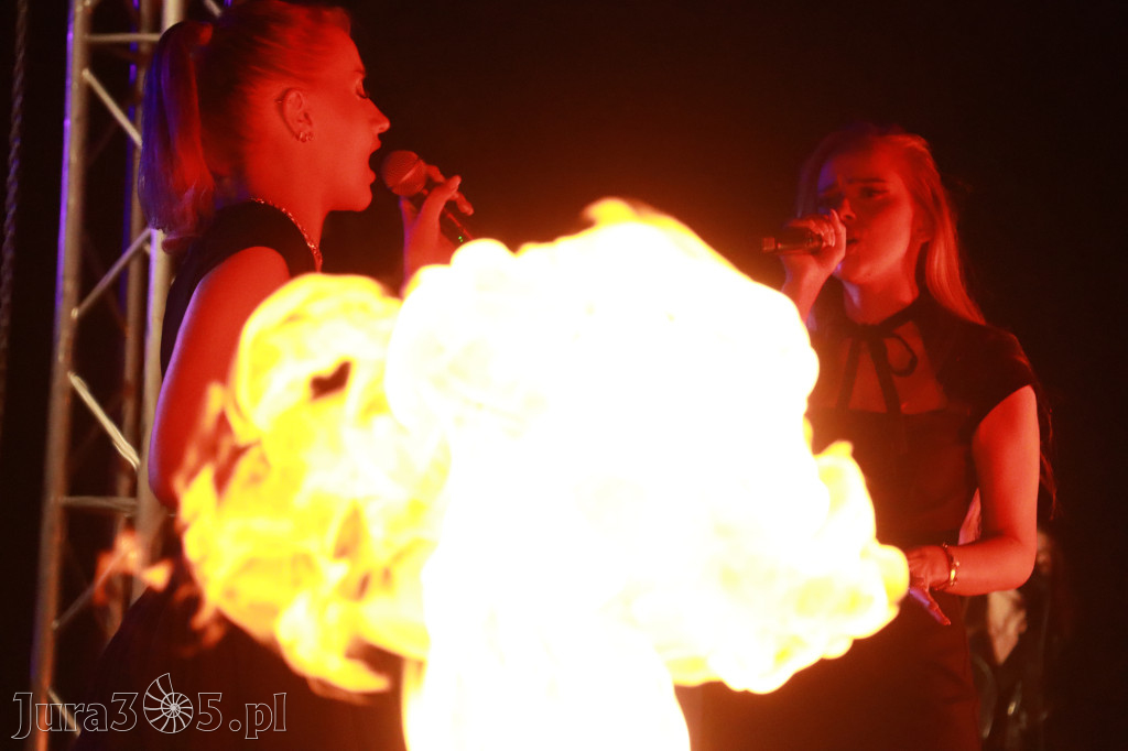 Fotorelacja II: KONCERT ROCKOWO SYMFONICZNY - Zamek Ogrodzieniec
