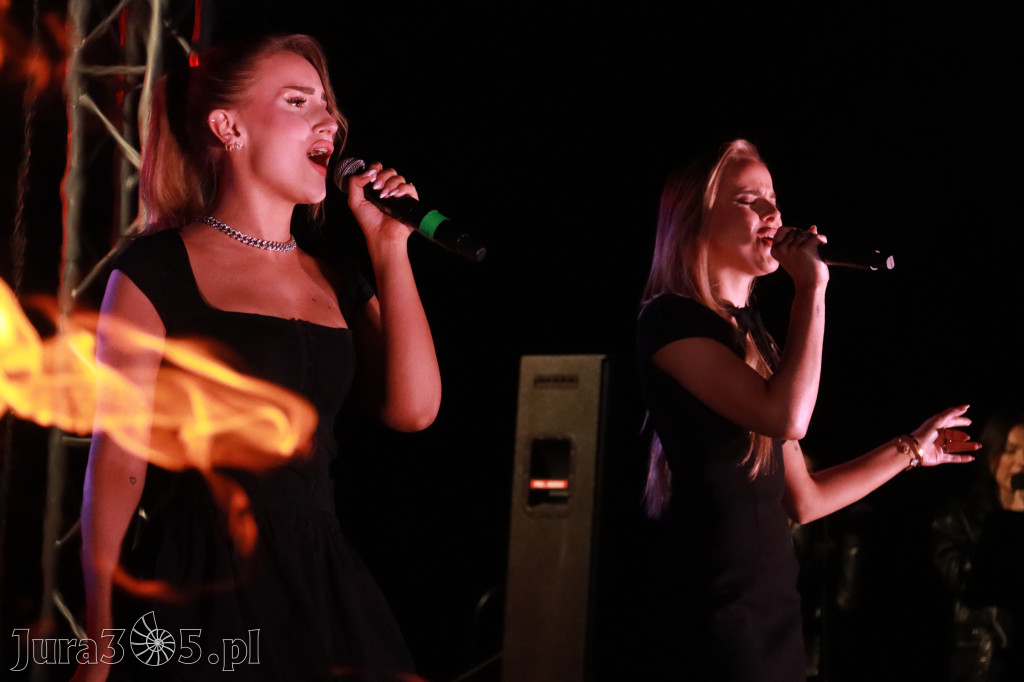 Fotorelacja II: KONCERT ROCKOWO SYMFONICZNY - Zamek Ogrodzieniec