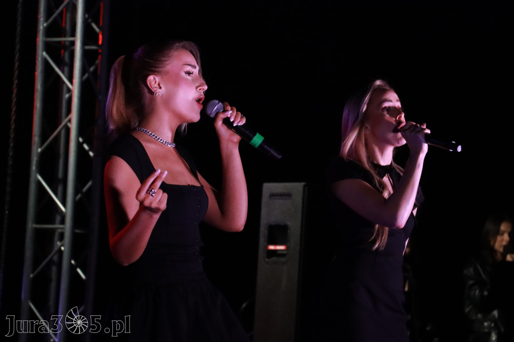 Fotorelacja II: KONCERT ROCKOWO SYMFONICZNY - Zamek Ogrodzieniec