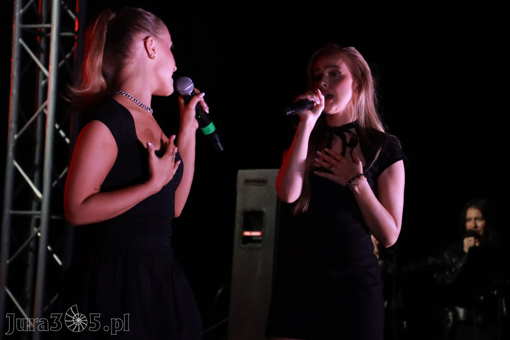 Fotorelacja II: KONCERT ROCKOWO SYMFONICZNY - Zamek Ogrodzieniec