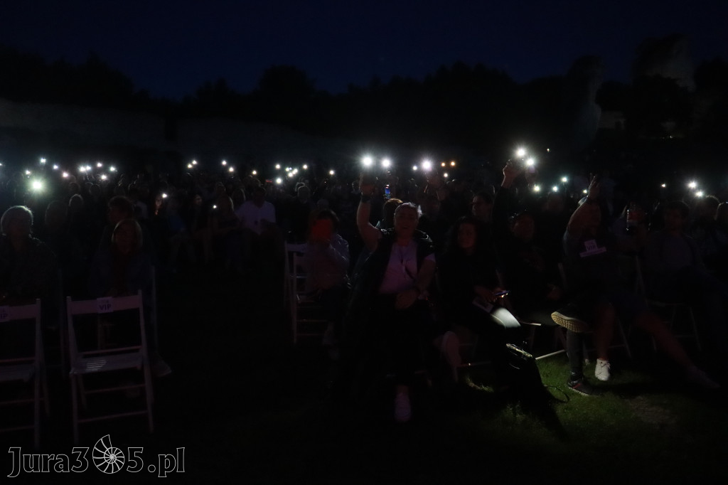 Fotorelacja II: KONCERT ROCKOWO SYMFONICZNY - Zamek Ogrodzieniec