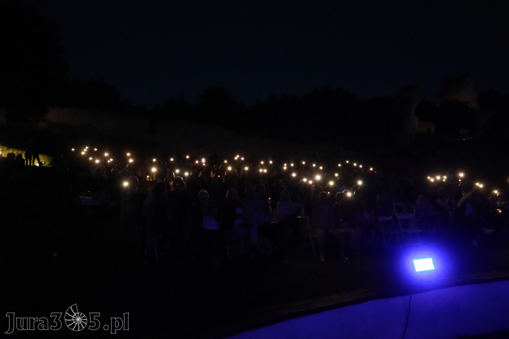 Fotorelacja II: KONCERT ROCKOWO SYMFONICZNY - Zamek Ogrodzieniec