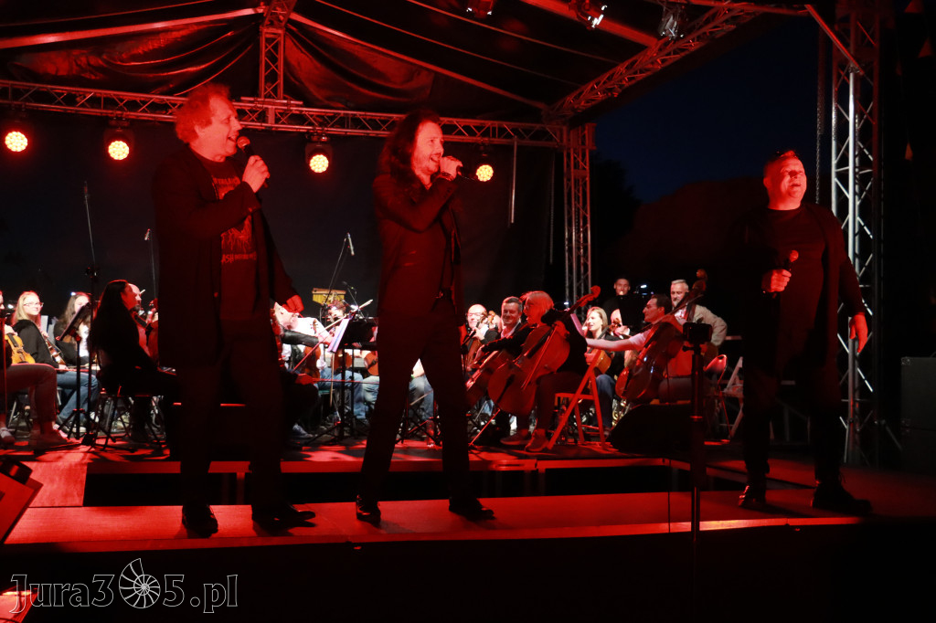 Fotorelacja II: KONCERT ROCKOWO SYMFONICZNY - Zamek Ogrodzieniec