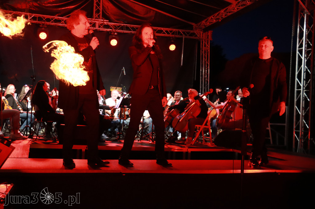 Fotorelacja II: KONCERT ROCKOWO SYMFONICZNY - Zamek Ogrodzieniec