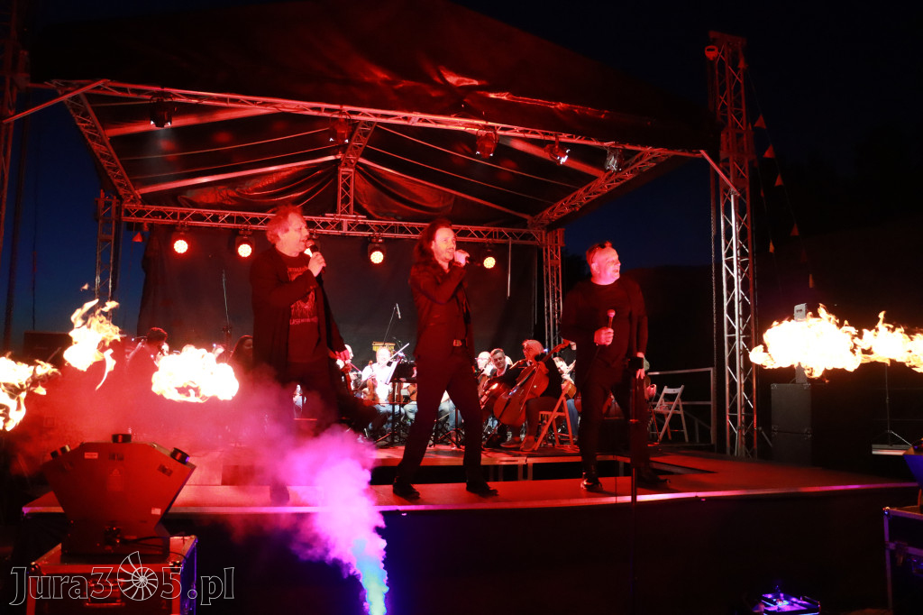 Fotorelacja II: KONCERT ROCKOWO SYMFONICZNY - Zamek Ogrodzieniec