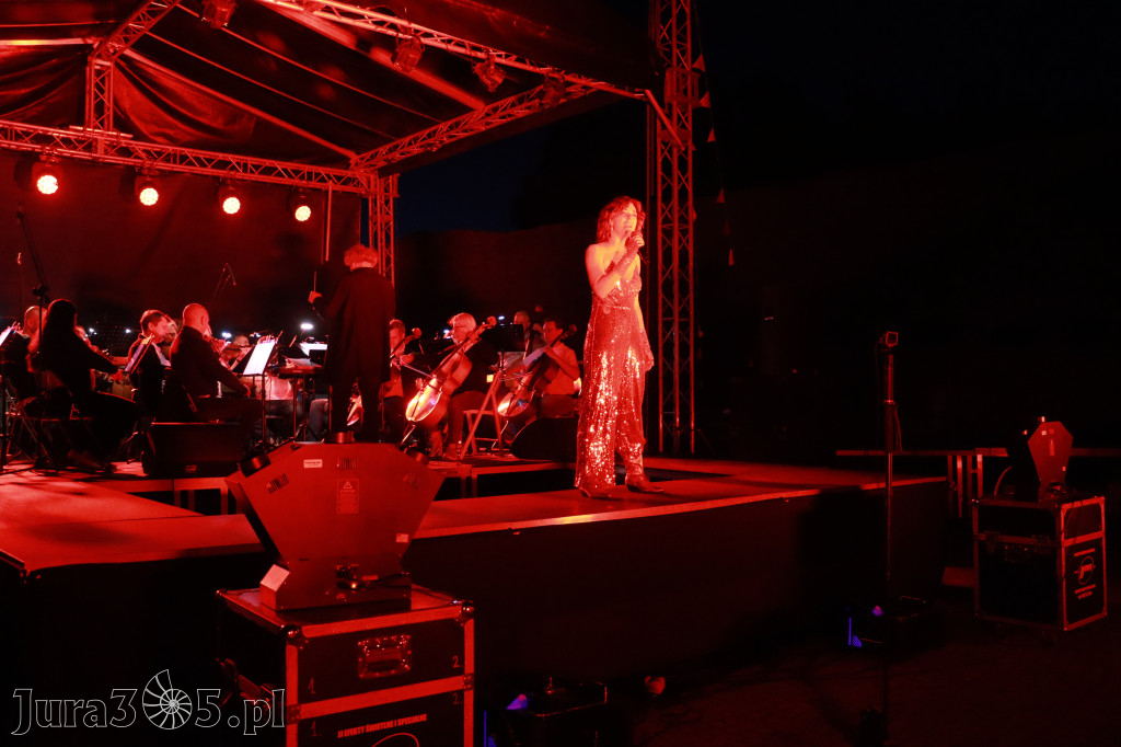 Fotorelacja II: KONCERT ROCKOWO SYMFONICZNY - Zamek Ogrodzieniec