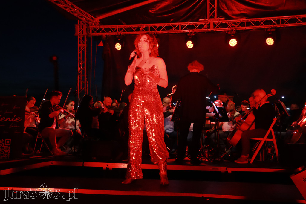 Fotorelacja II: KONCERT ROCKOWO SYMFONICZNY - Zamek Ogrodzieniec