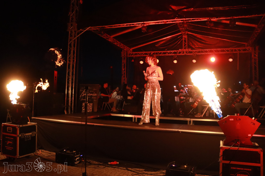 Fotorelacja II: KONCERT ROCKOWO SYMFONICZNY - Zamek Ogrodzieniec