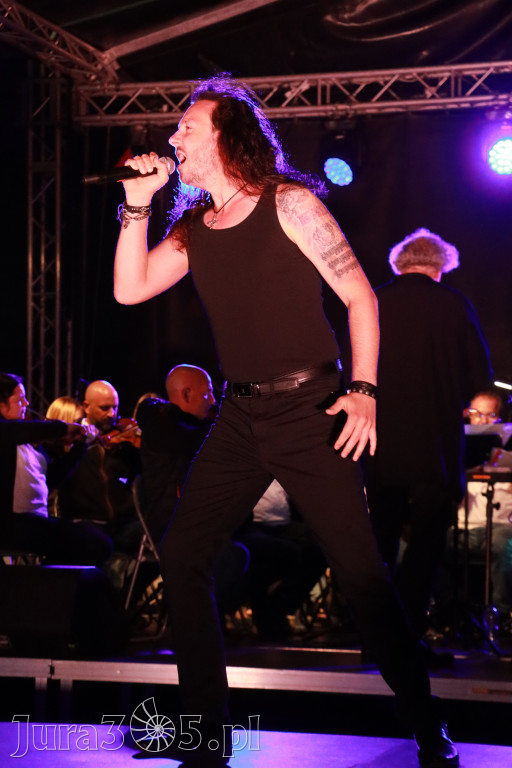 Fotorelacja II: KONCERT ROCKOWO SYMFONICZNY - Zamek Ogrodzieniec