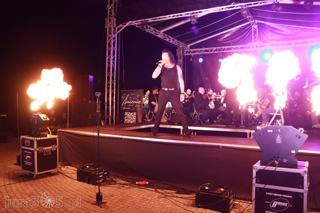 Fotorelacja II: KONCERT ROCKOWO SYMFONICZNY - Zamek Ogrodzieniec