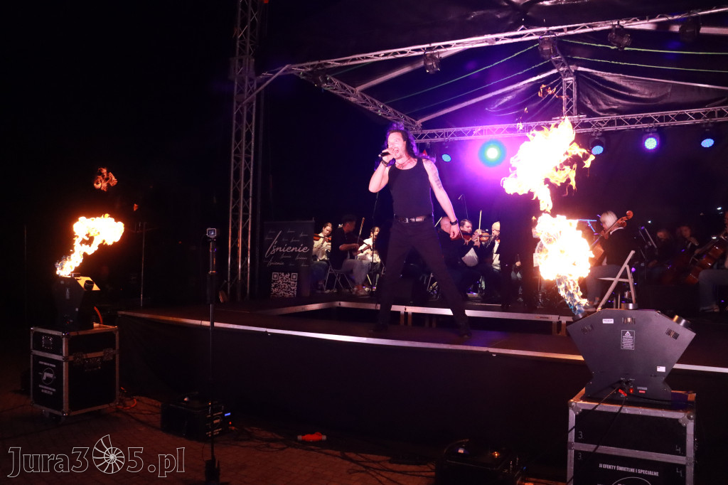 Fotorelacja II: KONCERT ROCKOWO SYMFONICZNY - Zamek Ogrodzieniec