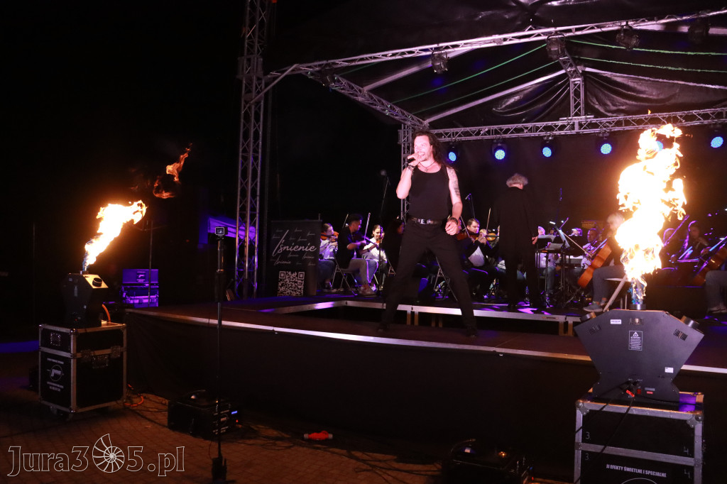 Fotorelacja II: KONCERT ROCKOWO SYMFONICZNY - Zamek Ogrodzieniec