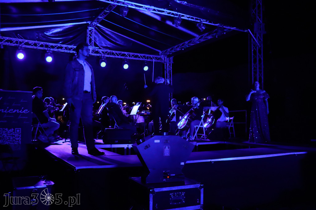 Fotorelacja II: KONCERT ROCKOWO SYMFONICZNY - Zamek Ogrodzieniec