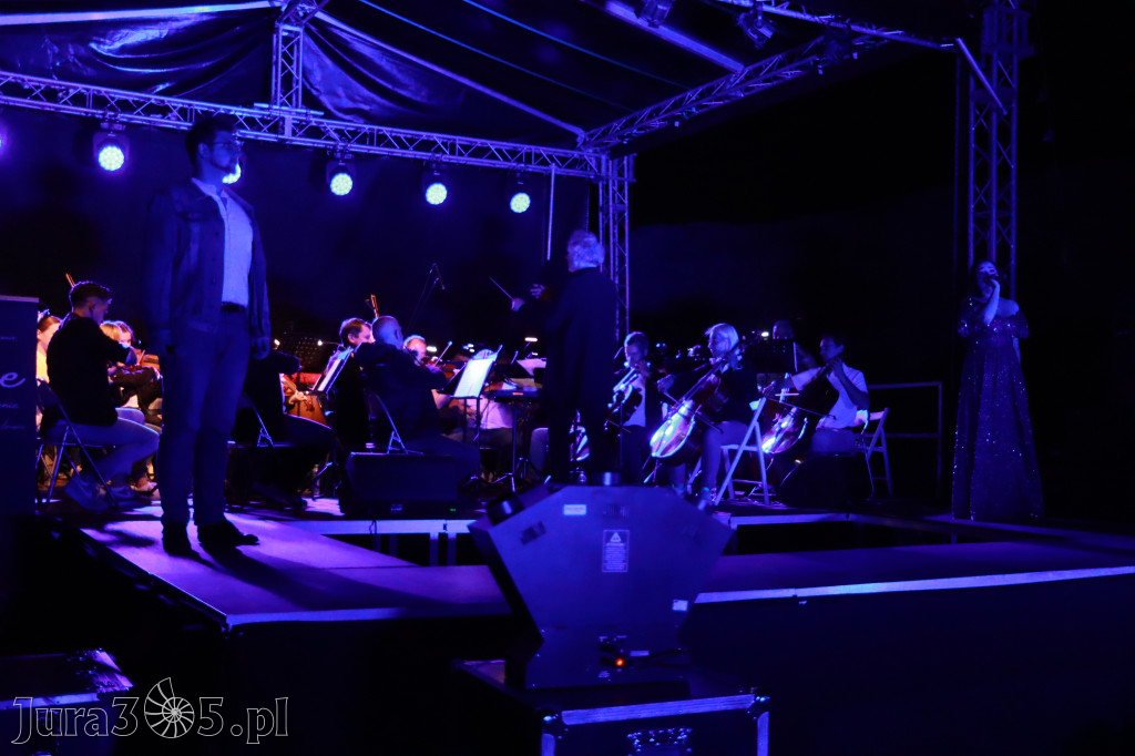 Fotorelacja II: KONCERT ROCKOWO SYMFONICZNY - Zamek Ogrodzieniec