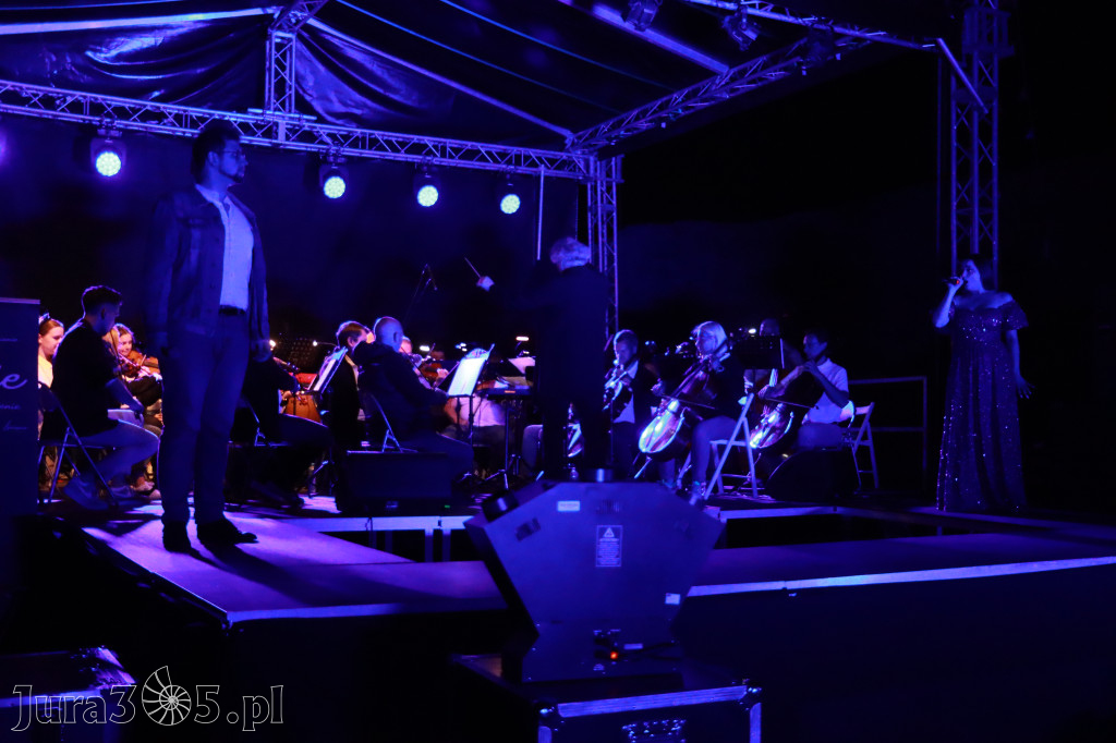 Fotorelacja II: KONCERT ROCKOWO SYMFONICZNY - Zamek Ogrodzieniec
