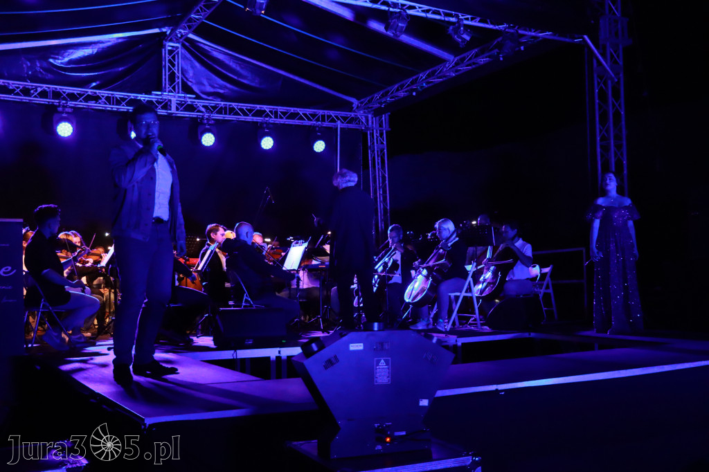 Fotorelacja II: KONCERT ROCKOWO SYMFONICZNY - Zamek Ogrodzieniec