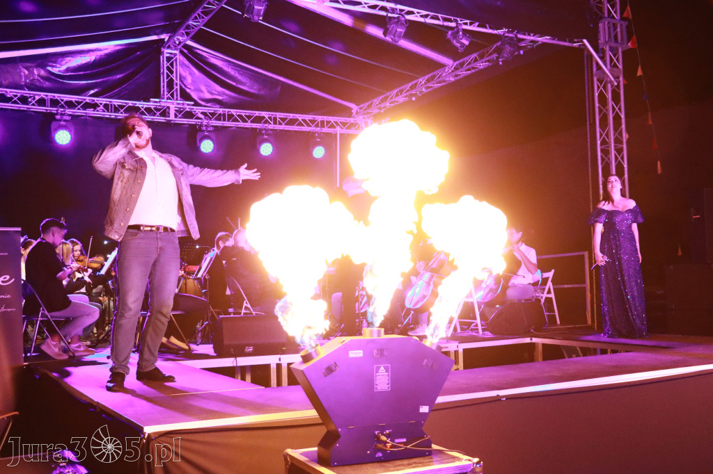 Fotorelacja II: KONCERT ROCKOWO SYMFONICZNY - Zamek Ogrodzieniec
