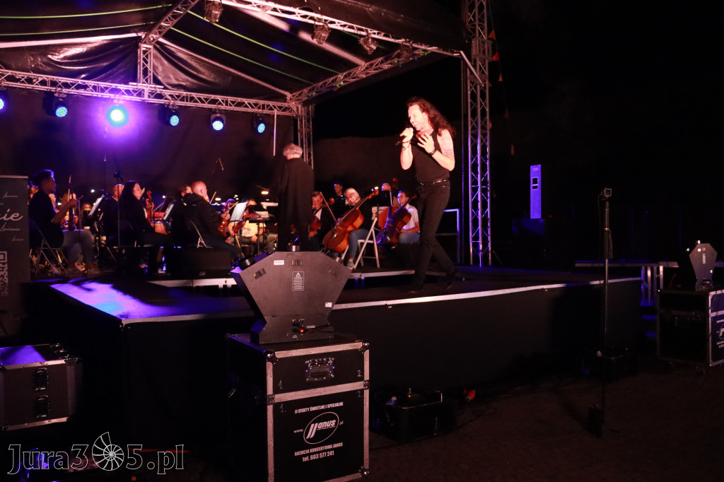 Fotorelacja II: KONCERT ROCKOWO SYMFONICZNY - Zamek Ogrodzieniec