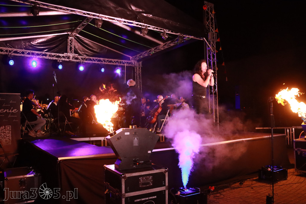 Fotorelacja II: KONCERT ROCKOWO SYMFONICZNY - Zamek Ogrodzieniec