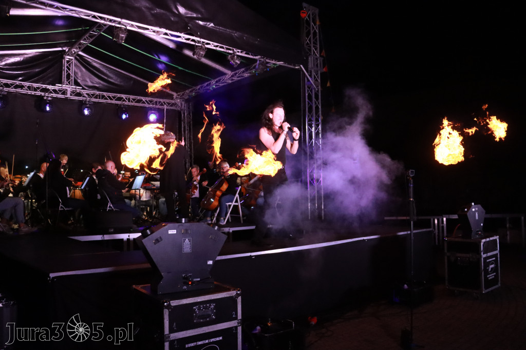 Fotorelacja II: KONCERT ROCKOWO SYMFONICZNY - Zamek Ogrodzieniec