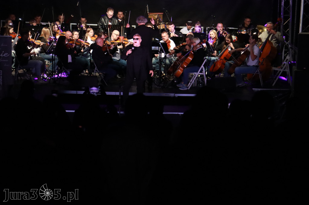 Fotorelacja II: KONCERT ROCKOWO SYMFONICZNY - Zamek Ogrodzieniec