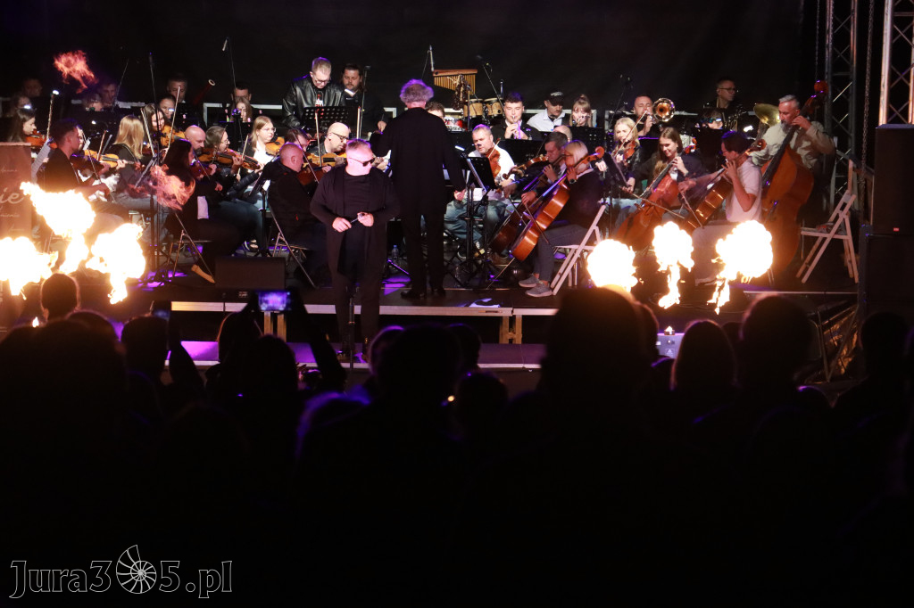 Fotorelacja II: KONCERT ROCKOWO SYMFONICZNY - Zamek Ogrodzieniec