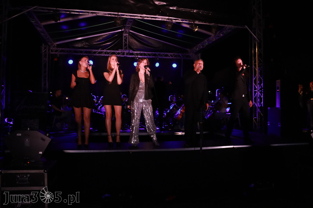 Fotorelacja II: KONCERT ROCKOWO SYMFONICZNY - Zamek Ogrodzieniec