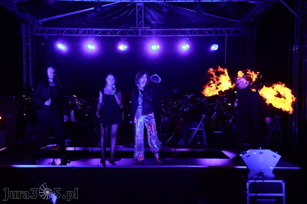 Fotorelacja II: KONCERT ROCKOWO SYMFONICZNY - Zamek Ogrodzieniec