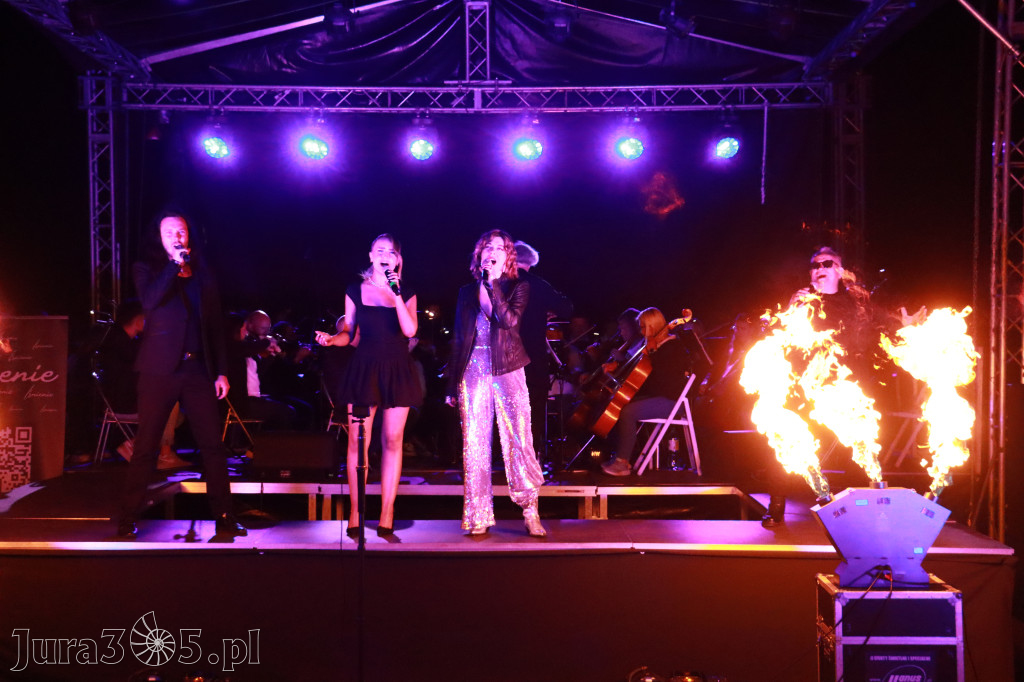 Fotorelacja II: KONCERT ROCKOWO SYMFONICZNY - Zamek Ogrodzieniec