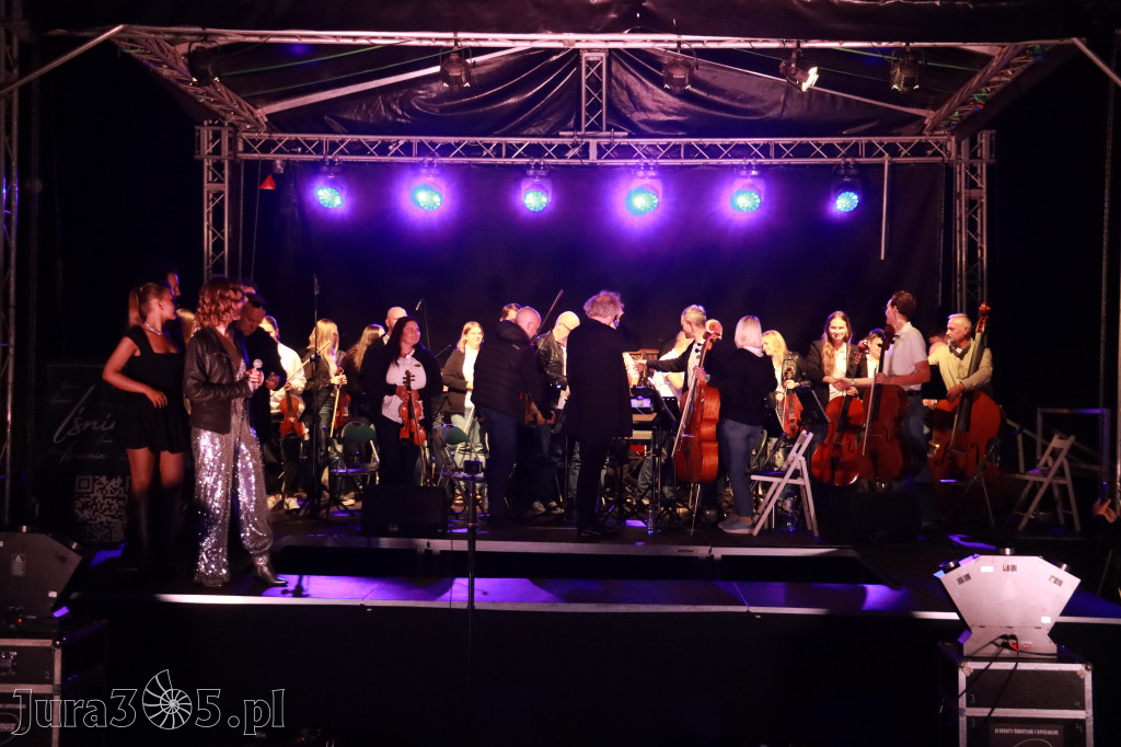 Fotorelacja II: KONCERT ROCKOWO SYMFONICZNY - Zamek Ogrodzieniec