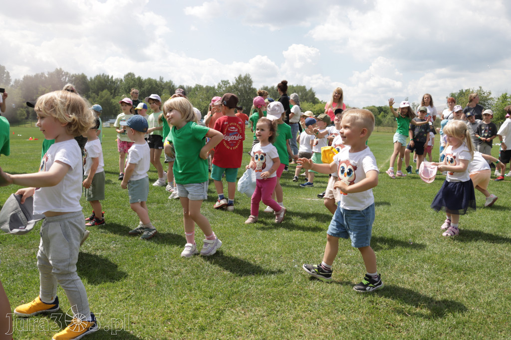 Fotorelacja II: Gminna Spartakiada Przedszkolaków w Poraju