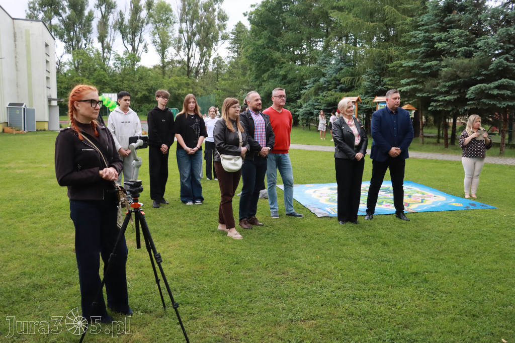 Fotorelacja: Oficjalne otwarcie „Pracowni pod chmurką” w Szkole Podstawowej nr 11 w Zawierciu - Marciszowie