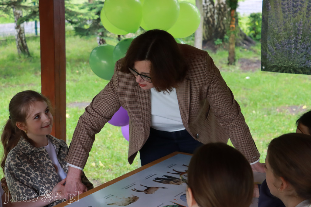 Fotorelacja: Oficjalne otwarcie „Pracowni pod chmurką” w Szkole Podstawowej nr 11 w Zawierciu - Marciszowie